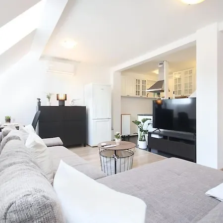 Old Town Sunrise Appartement Bratislava