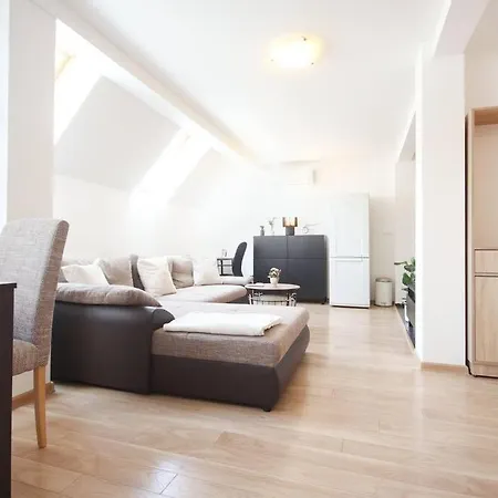 Old Town Sunrise Appartement Bratislava