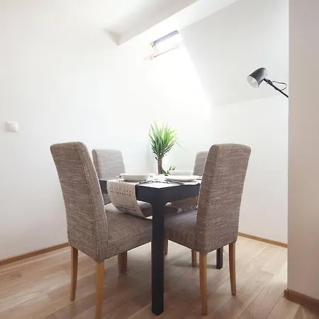 Old Town Sunrise Appartement *